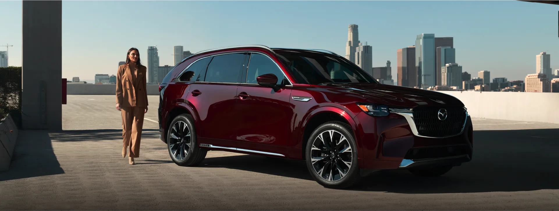 https://4560037.fs1.hubspotusercontent-na1.net/hubfs/4560037/MAZDA/Modelos/CX-90/Web-images/1Banner_webp.webp